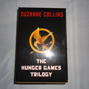Hunger Games Trilogy Box Set Books